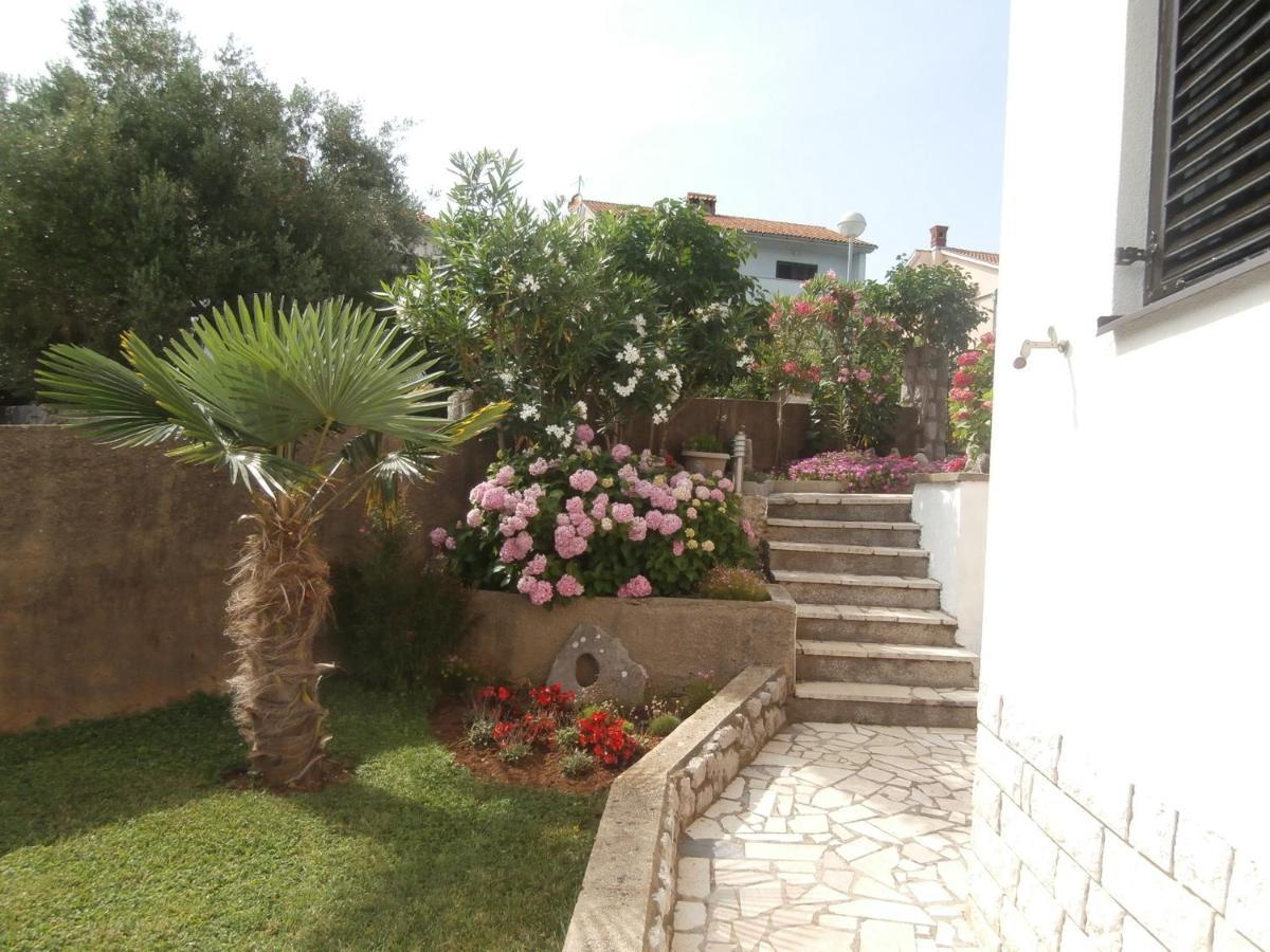 Apartments Mira Krk Đảo Krk Ngoại thất bức ảnh