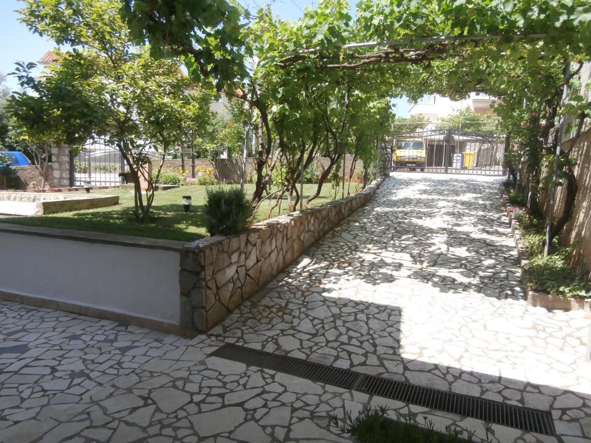 Apartments Mira Krk Đảo Krk Ngoại thất bức ảnh