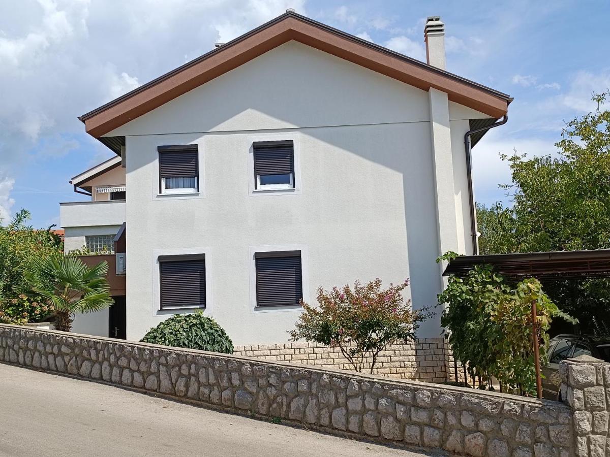 Apartments Mira Krk Đảo Krk Ngoại thất bức ảnh