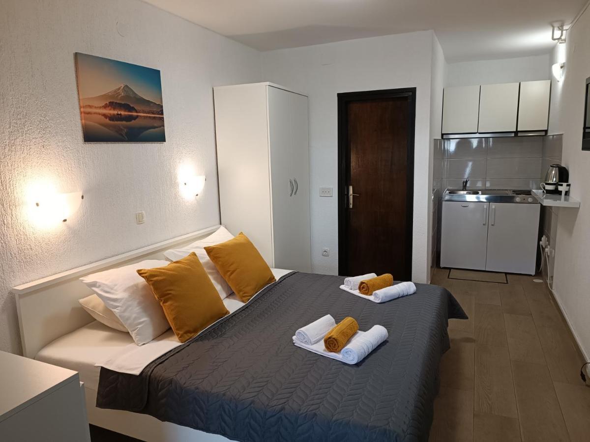 Apartments Mira Krk Đảo Krk Ngoại thất bức ảnh