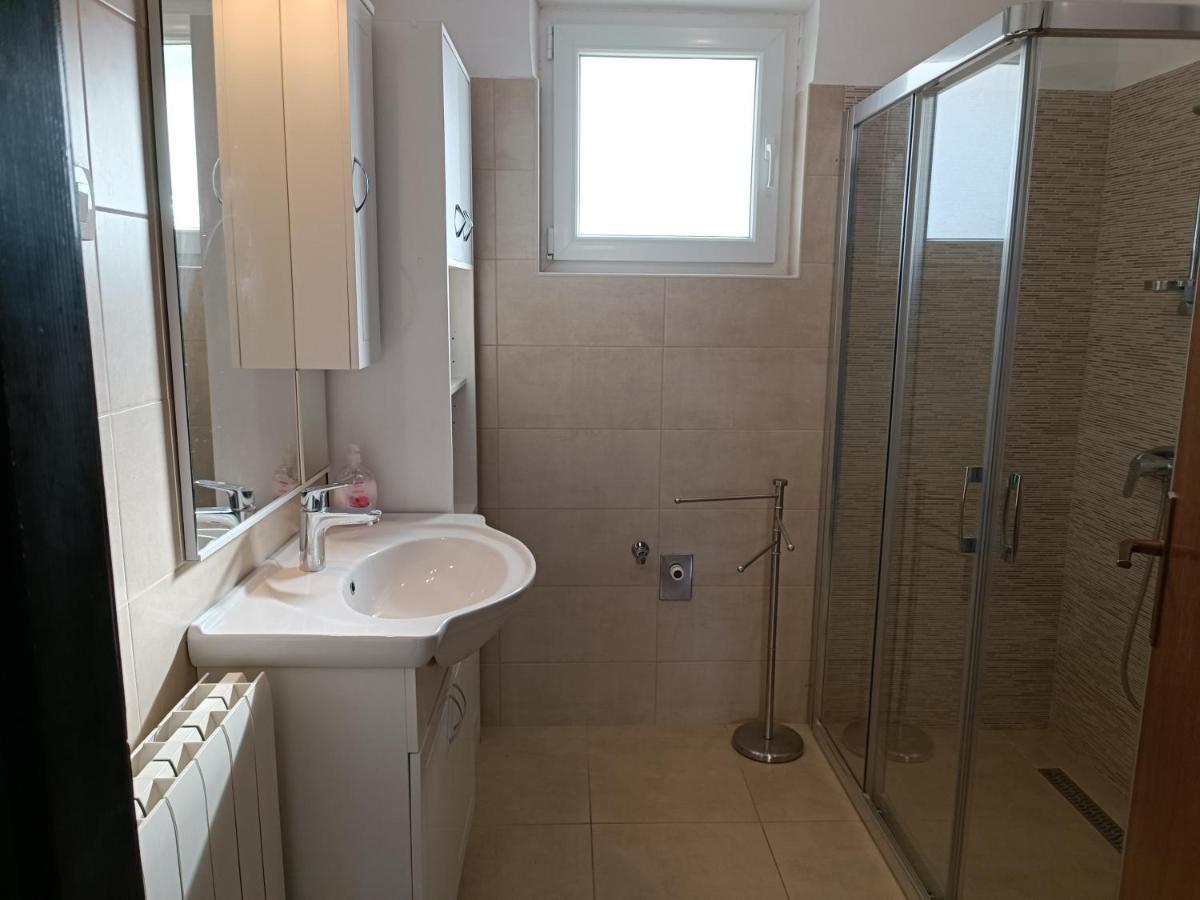 Apartments Mira Krk Đảo Krk Ngoại thất bức ảnh