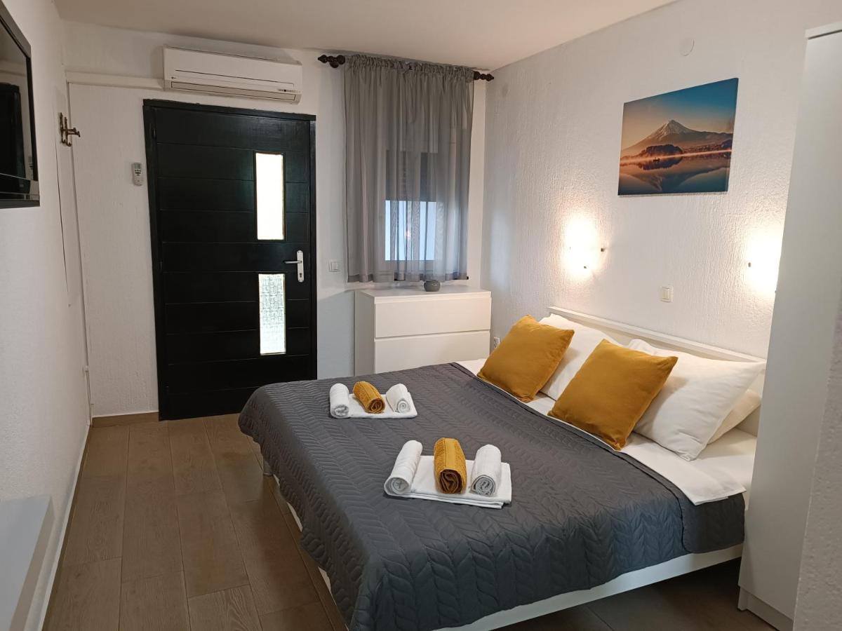 Apartments Mira Krk Đảo Krk Ngoại thất bức ảnh