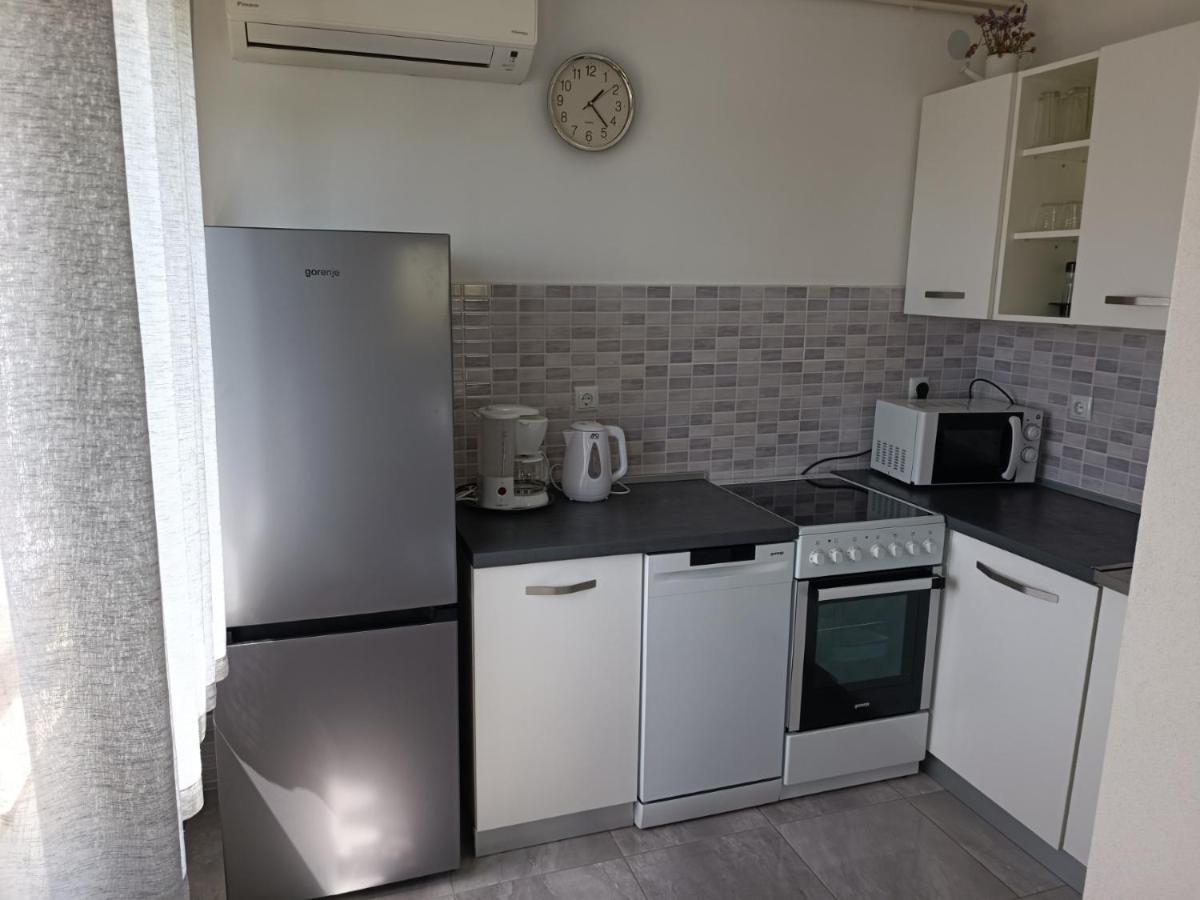 Apartments Mira Krk Đảo Krk Ngoại thất bức ảnh